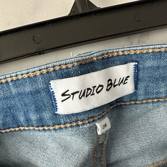STUDIO BLUE - DISTRESSED STRETCH SKINNY JEANS LIGHT BLUE WOMENS WAIST 26 - Picture 6 of 9